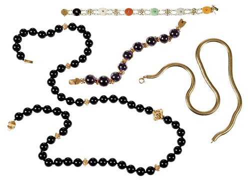 FOUR PIECES GOLD JEWELRYnecklace,