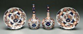 Four pieces Japanese Imari: tw