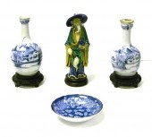 Four pieces of Asian decorativ