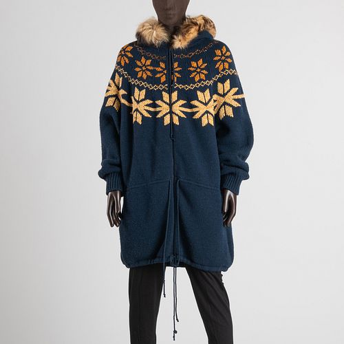 FOUR PIECES OF DESIGNER KNITWEARAll
