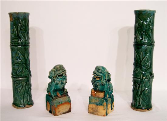 Four pieces of glazed pottery 