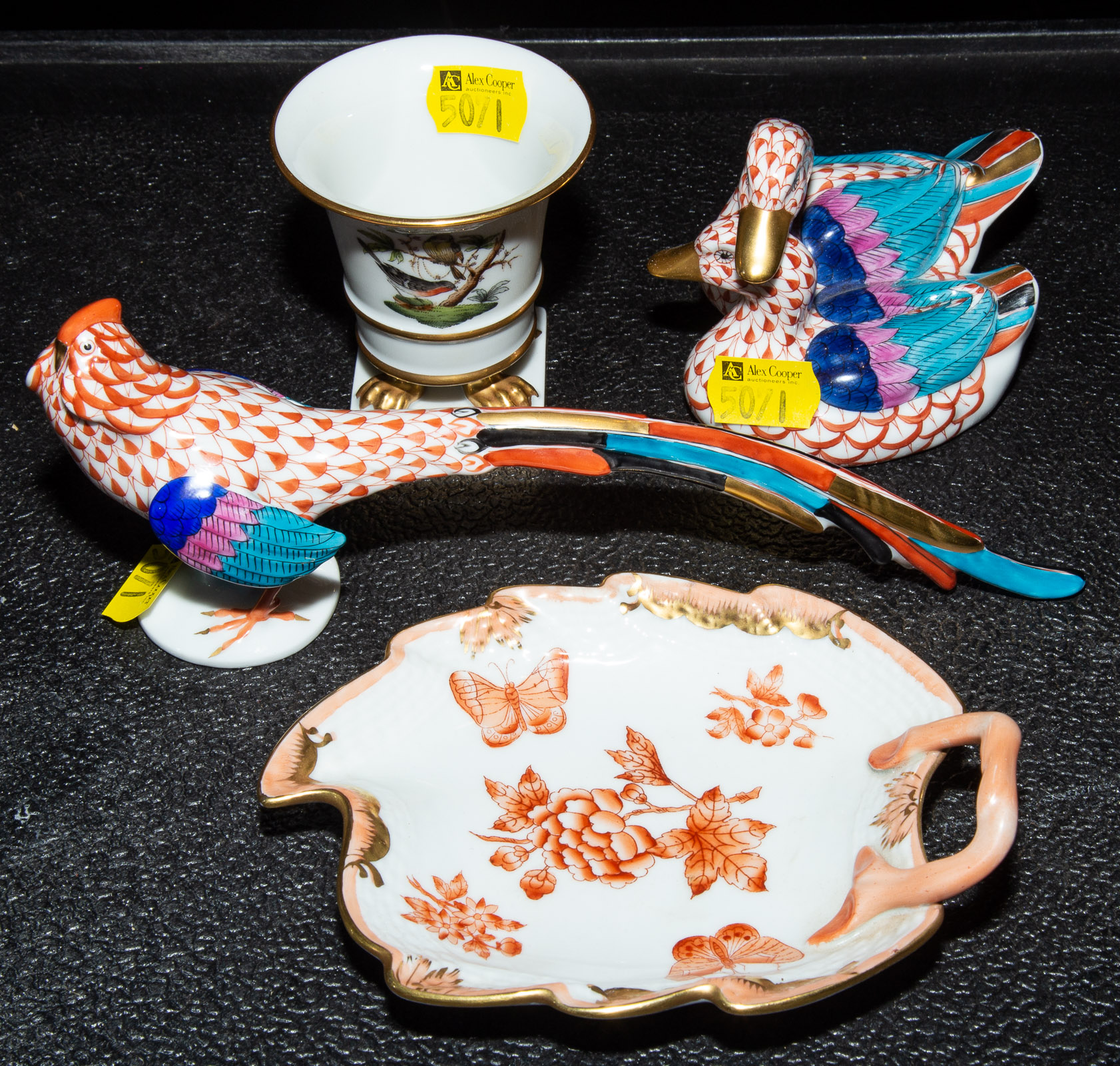 FOUR PIECES OF HEREND PORCELAIN