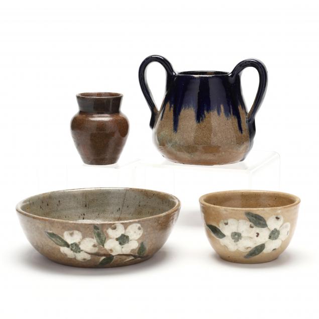 FOUR PIECES OF HILTON POTTERY,