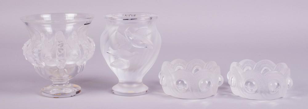 FOUR PIECES OF LALIQUE GLASS: