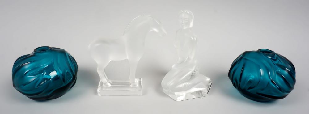 FOUR PIECES OF LALIQUE: PAIR OF