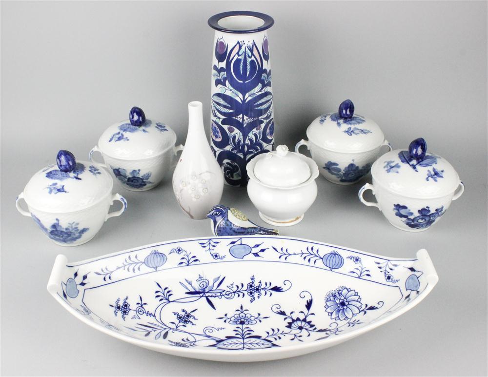 FOUR ROYAL COPENHAGEN ''BLUE