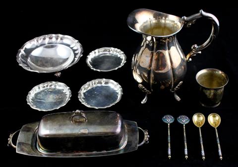 FOUR RUSSIAN ENAMEL TEASPOONS
