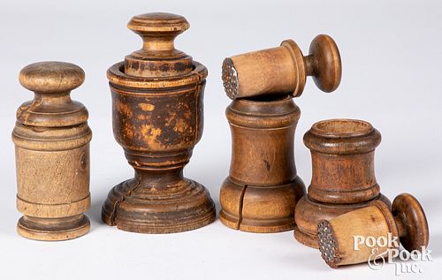 FOUR SCANDINAVIAN TURNED WOOD