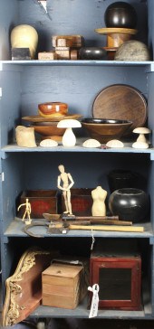 FOUR SHELVES OF ASSOCIATED DEC