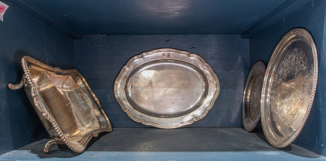 FOUR SILVERPLATE HOLLOW WARE ITEMS,