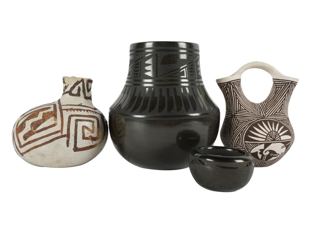 FOUR SOUTHWEST POTTERY VESSELSthe
