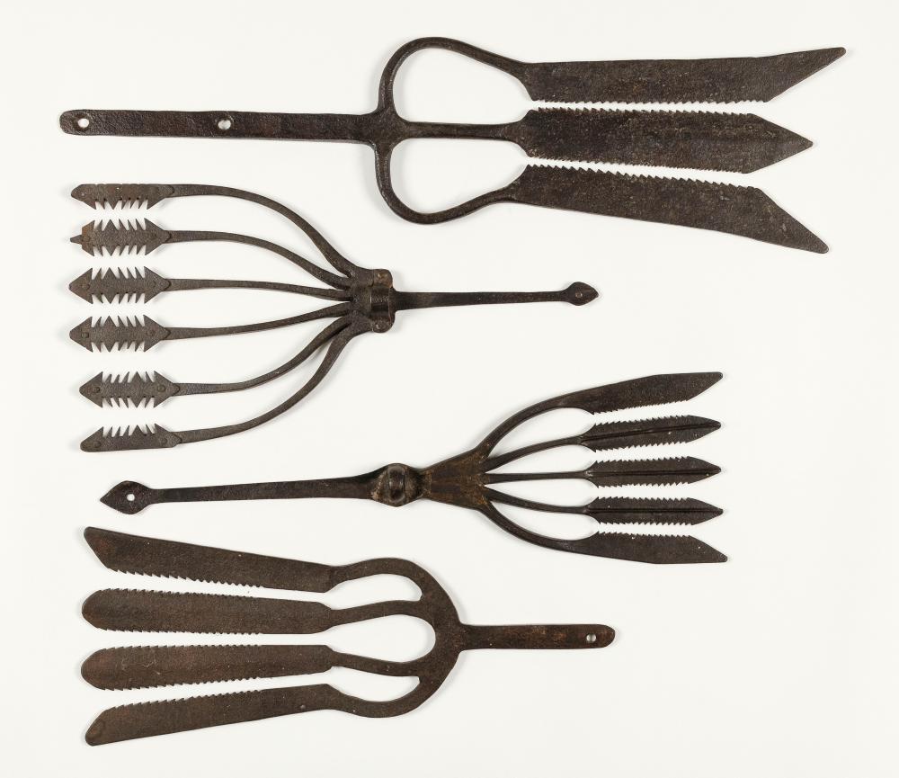 FOUR STEEL EEL SPEARS LATE