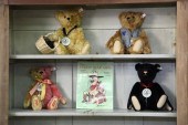 FOUR STEIFF BEARS AND BOOK. 19