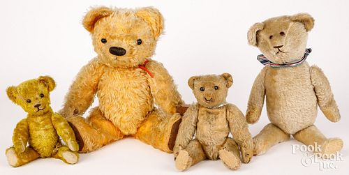 FOUR TEDDY BEARS, EARLY TO MID-20TH