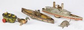 FOUR TIN TOYSFour tin toys, to