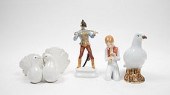 FOUR VARIED PORCELAIN CABINET/