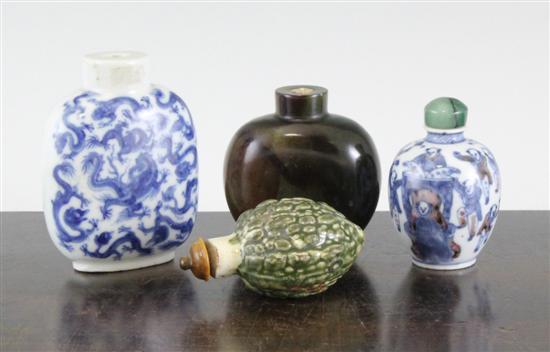 Four various Chinese snuff