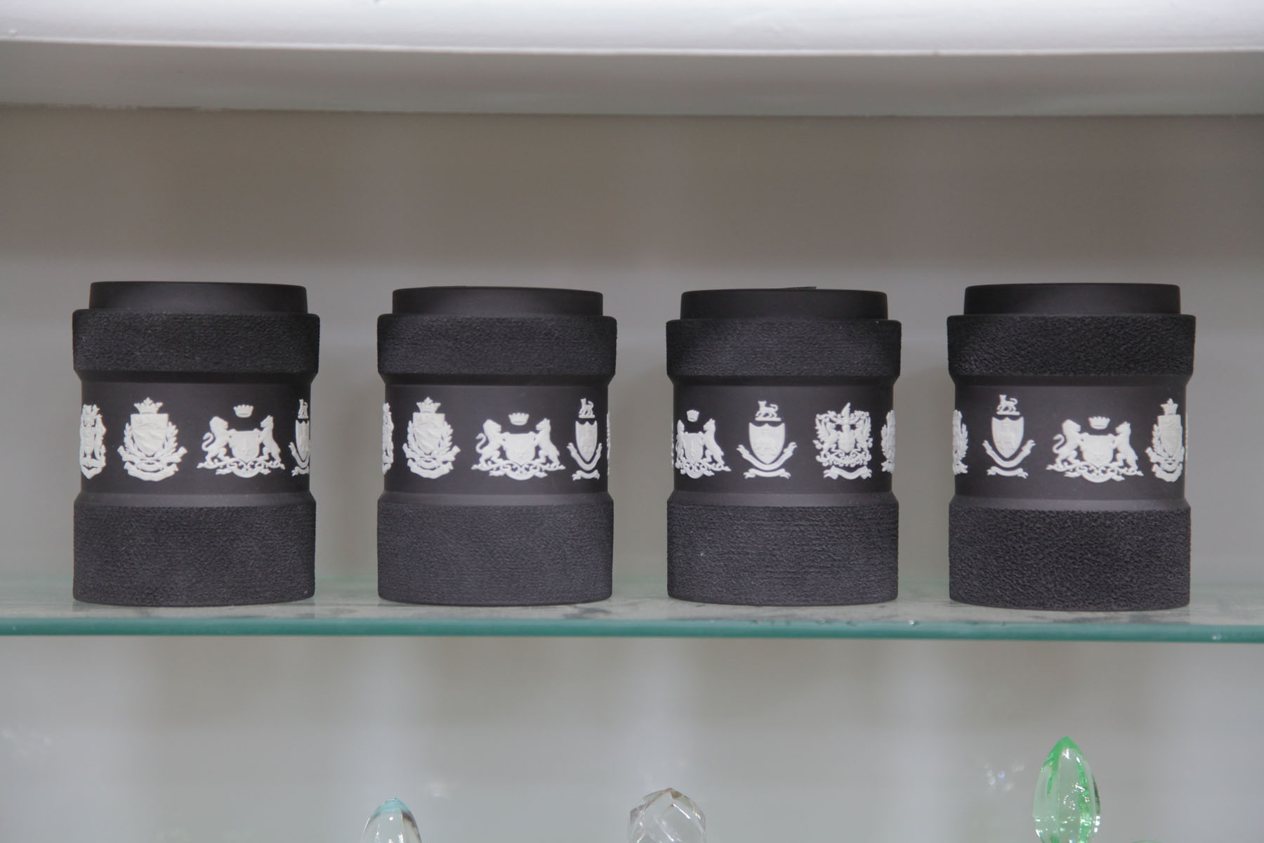FOUR WEDGEWOOD COVERED CONTAINERS.