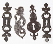 FOUR WROUGHT IRON KEYHOLE ESCU