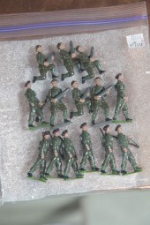 FOURTEEN BRITAINS FIGURES: THE