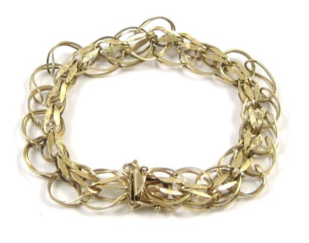 FOURTEEN KARAT GOLD CHAIN
