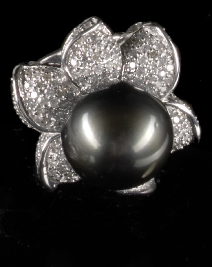 Fourteen-Karat White Gold, Tahitian