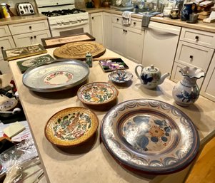 Fourteen pieces of assorted
