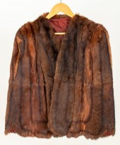 FOX FUR CAPE / CAPELET Fox fur