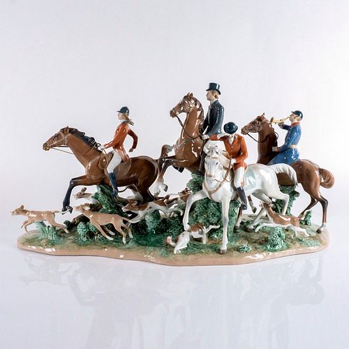 FOX HUNT 1005362 LTD - LLADRO