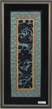 FRAMED CHINESE EMBROIDERED SIL
