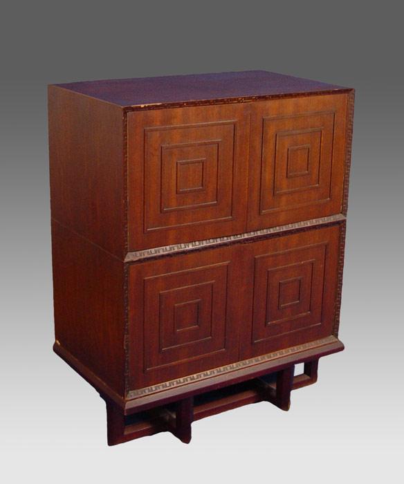 FRANK LLOYD WRIGHT HENREDON CHEST