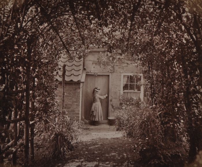 FRANK MEADOW SUTCLIFFE (1853-1941):