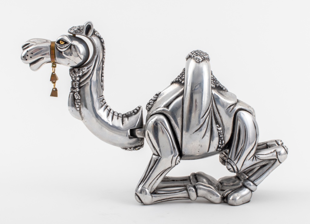 FRANK MEISLER SEATED CAMEL