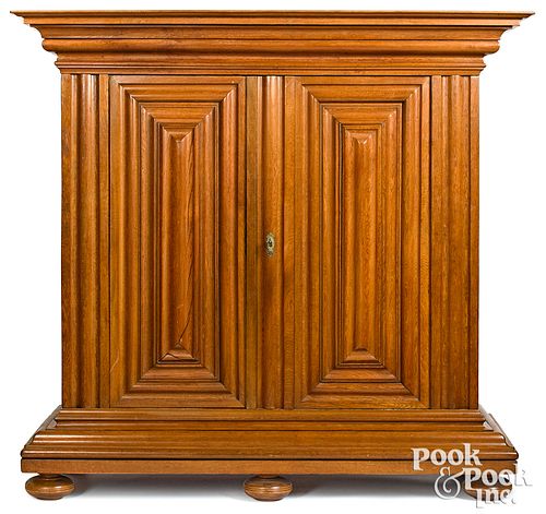 FRANKFURT, GERMANY OAK SCHRANK,