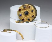 FRANKISH JEWEL ADORNED DISC BR