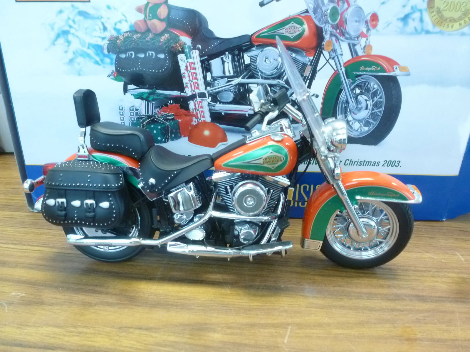 FRANKLIN MINT 2003 CHRISTMAS HARLEY