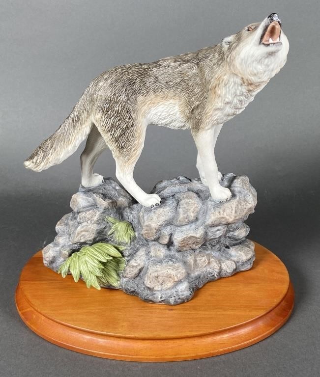 FRANKLIN MINT GRAY WOLF