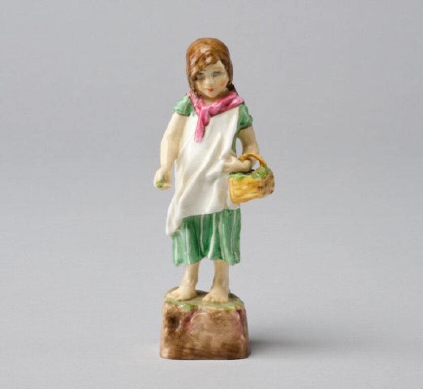 FREDA DOUGHTY IRELAND FIGURINEA
