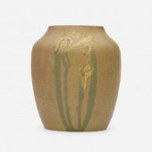 Frederick Walrath. vase with l
