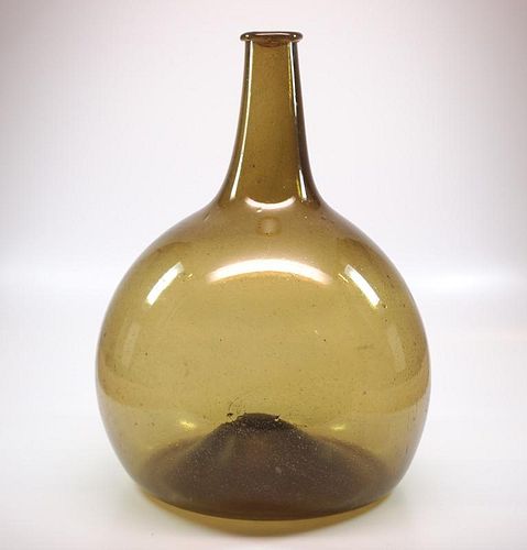 FREE-BLOWN BOTTLEA circa 1800