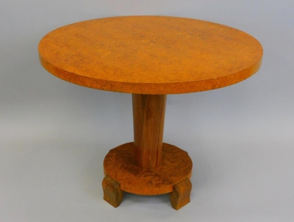 FRENCH ART DECO ROUND TABLE.