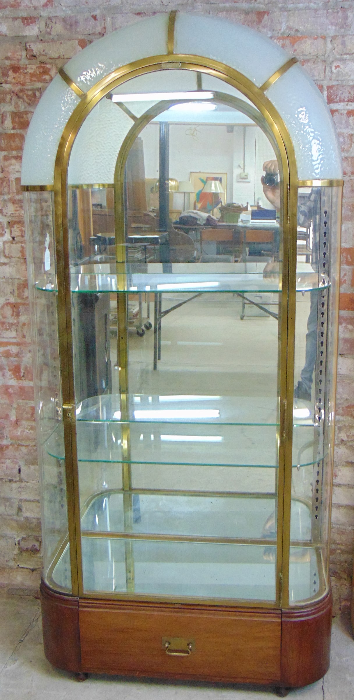 FRENCH ART DECO VITRINE OR CURIO