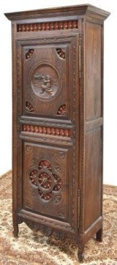 FRENCH BRETON CARVED OAK SINGL