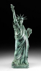 FRENCH BRONZE MODEL STATUE OF