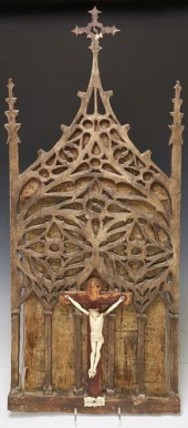 FRENCH CARVED BONE CRUCIFIX IN