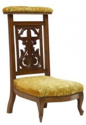 FRENCH CARVED CROSS SPLAT PRIE