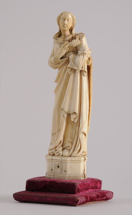 FRENCH CARVED IVORY GROUP OF THE