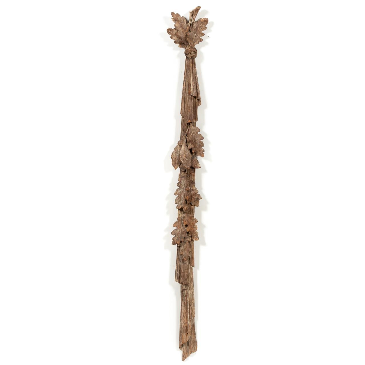 FRENCH CARVED OAK LEAF & ACORN WALL