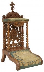 FRENCH CARVED WALNUT PRIE-DIEU