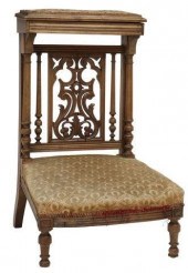 FRENCH CARVED WALNUT PRIE-DIEU